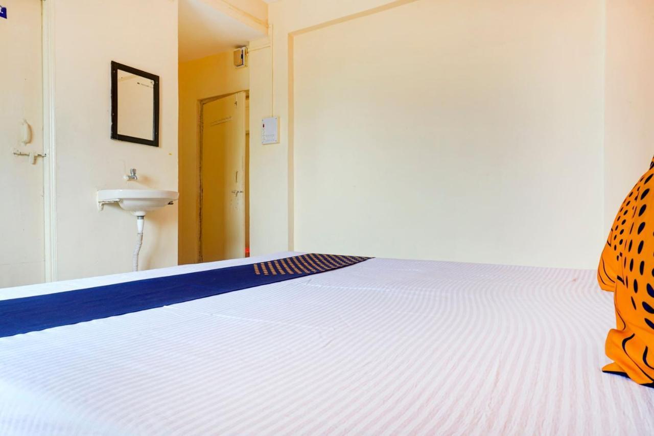 Spot On 82626 Hotel Shivtara Morgaon Екстер'єр фото