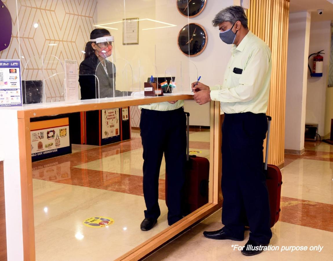 Spot On 82626 Hotel Shivtara Morgaon Екстер'єр фото
