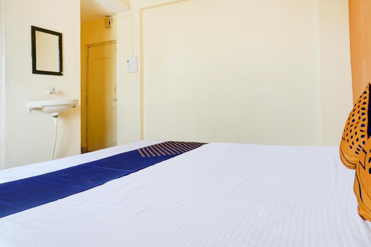 Spot On 82626 Hotel Shivtara Morgaon Екстер'єр фото