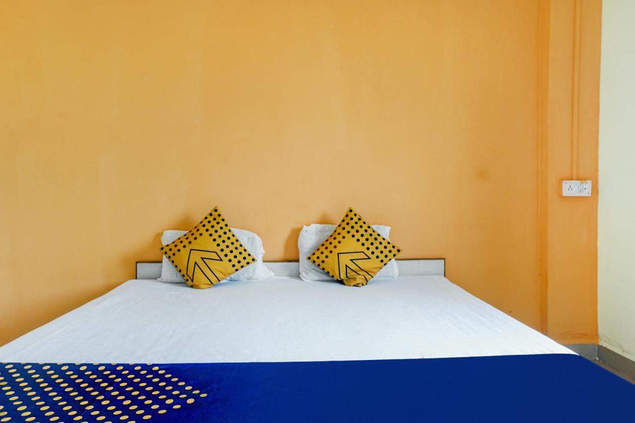 Spot On 82626 Hotel Shivtara Morgaon Екстер'єр фото