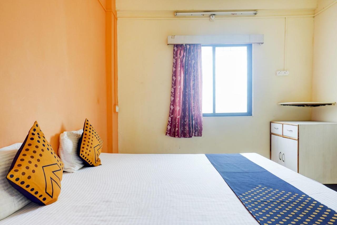 Spot On 82626 Hotel Shivtara Morgaon Екстер'єр фото