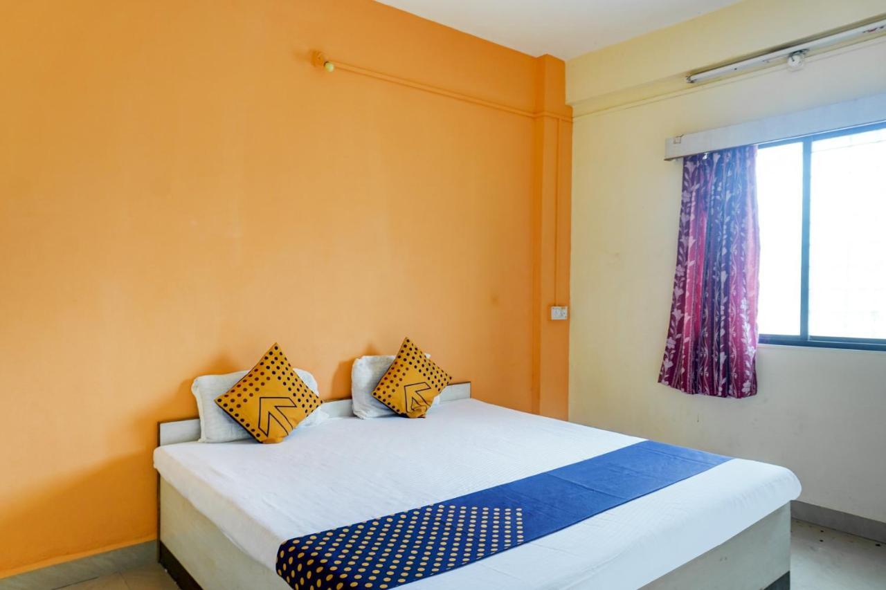 Spot On 82626 Hotel Shivtara Morgaon Екстер'єр фото